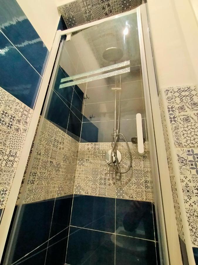 רומא Lanzies Guesthouse מראה חיצוני תמונה