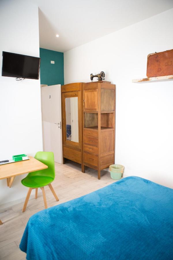 רומא Lanzies Guesthouse מראה חיצוני תמונה