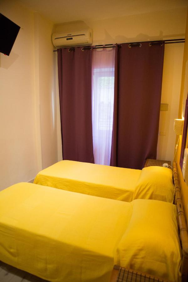 רומא Lanzies Guesthouse מראה חיצוני תמונה