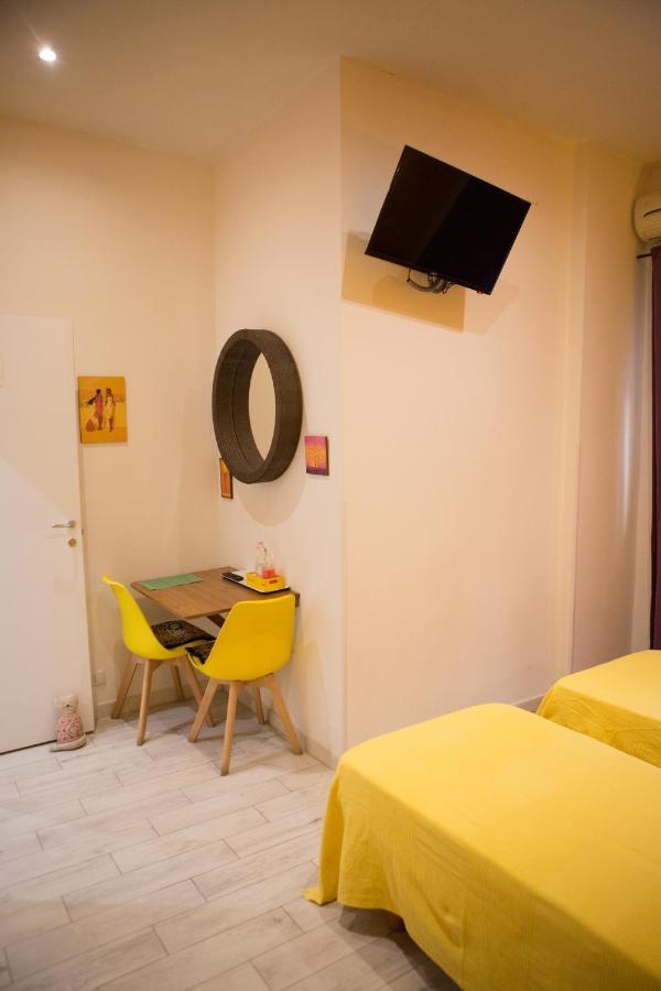 רומא Lanzies Guesthouse מראה חיצוני תמונה