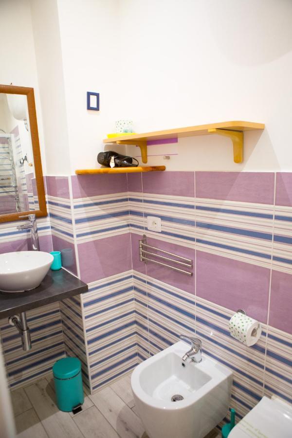 רומא Lanzies Guesthouse מראה חיצוני תמונה