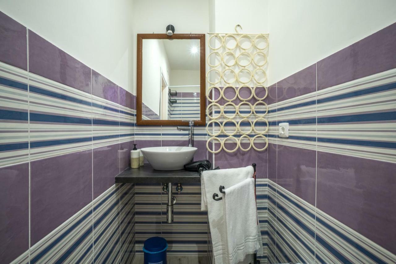 רומא Lanzies Guesthouse מראה חיצוני תמונה